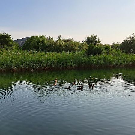 Apartmani Mostina Near River Ploce  Exterior foto
